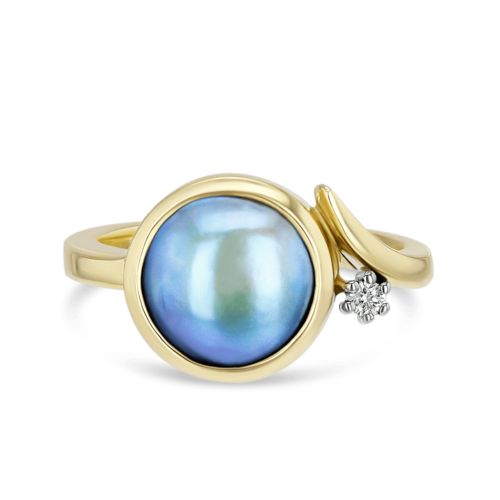 Handmade Eyris Pearl Ring in 18ct Yellow Gold with Diamond